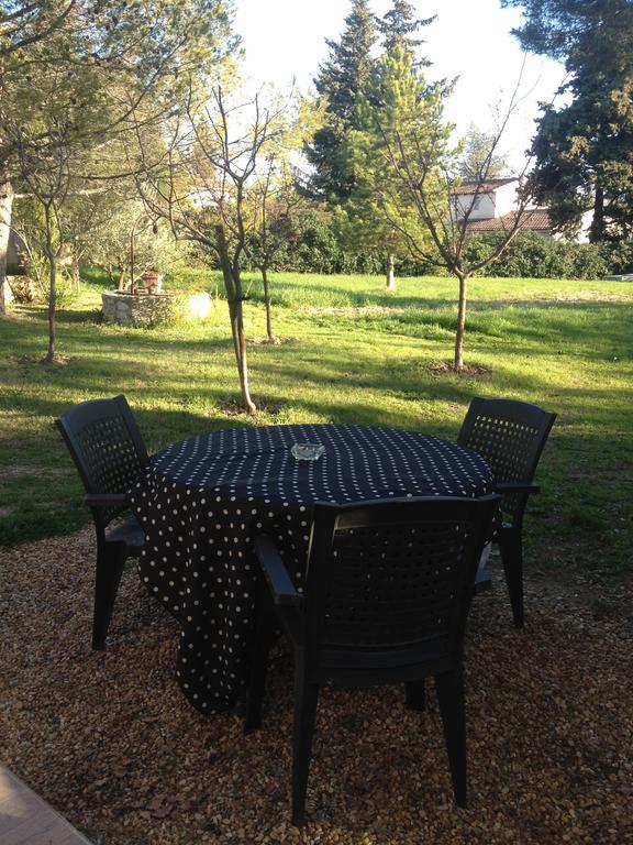 Gite Au Coeur De La Provence & Spa Saint-Cannat Værelse billede